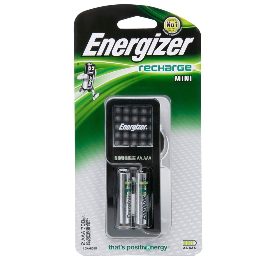 Energizer Battery Charger With 2 AAA Batteries