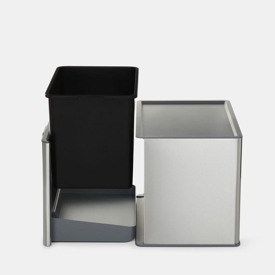 GoodHome Metal & Plastic Integrated Kitchen Pull-Out Bin (30 L, 347 x 485 x 355 mm)