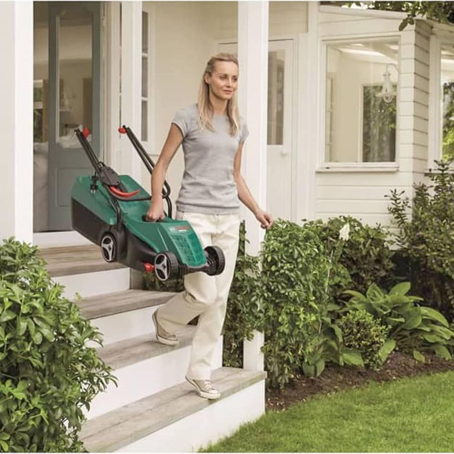 Bosch Rotak 32 Electric Lawn Mower (31 L, 1200 W)