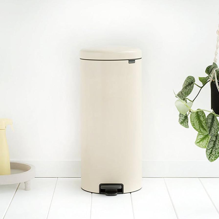 Brabantia NewIcon Pedal Bin (30 L, Almond)