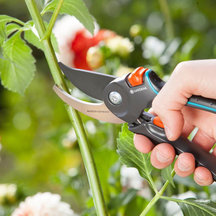 Gardena Secateurs B/M