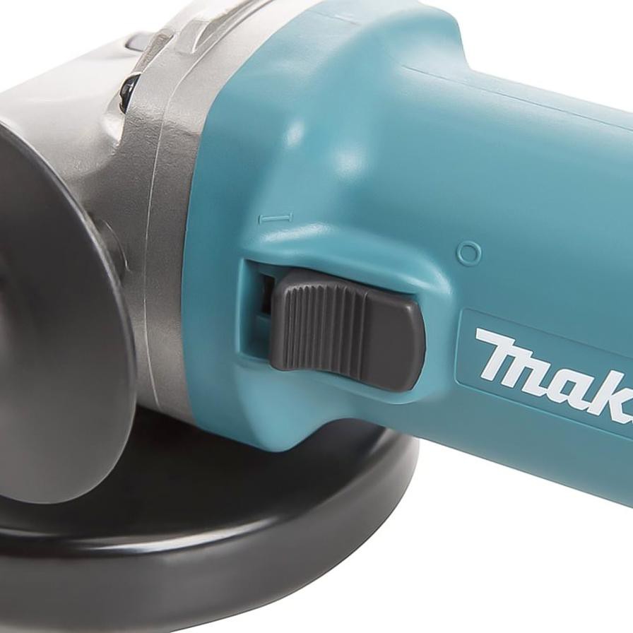 Makita 840W 115 mm Angle Grinder + Accessories