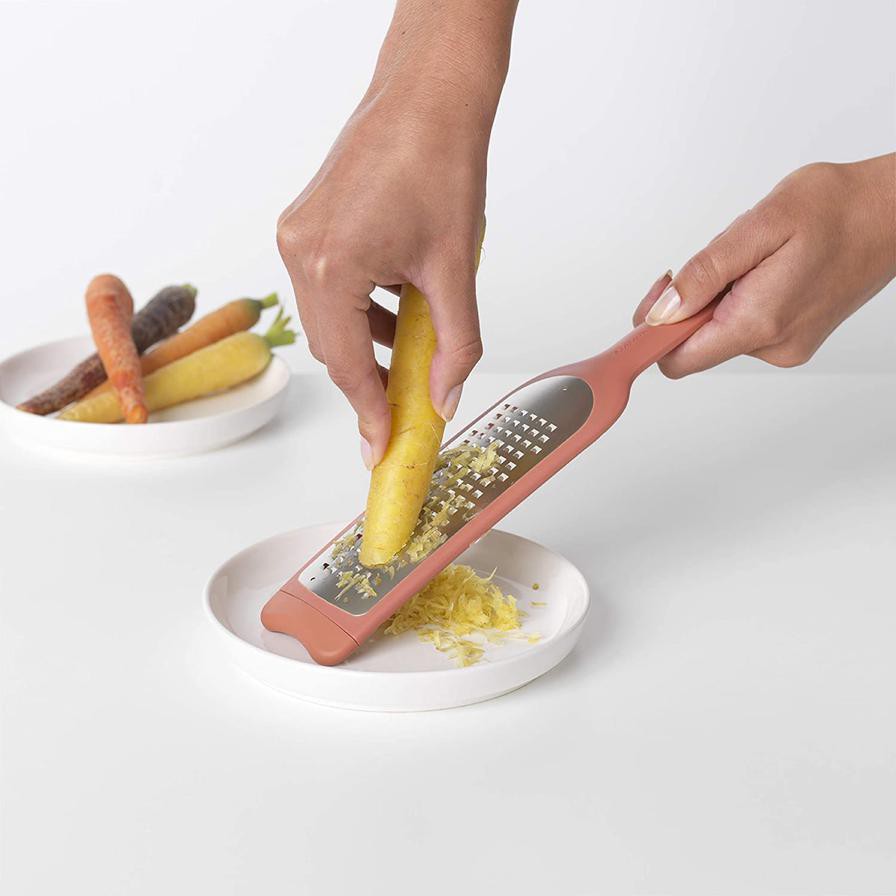 Brabantia Tasty+ Stainless Steel Coarse Grater W/Cover (1.8 x 6.5 x 30 cm)