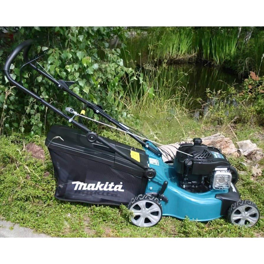 Makita PLM4110 Petrol Lawn Mower (140 cc, 41 cm)