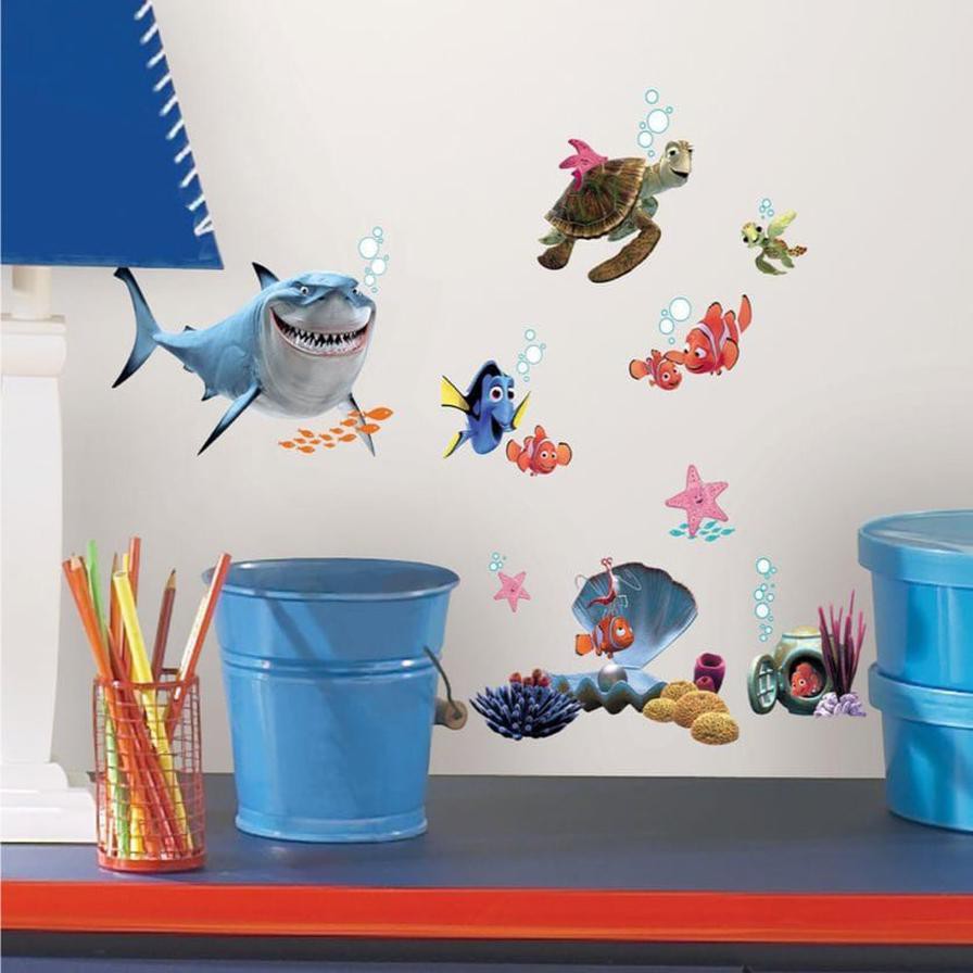 Room Mates Finding Nemo Wall Decal (14 x 9 inch)