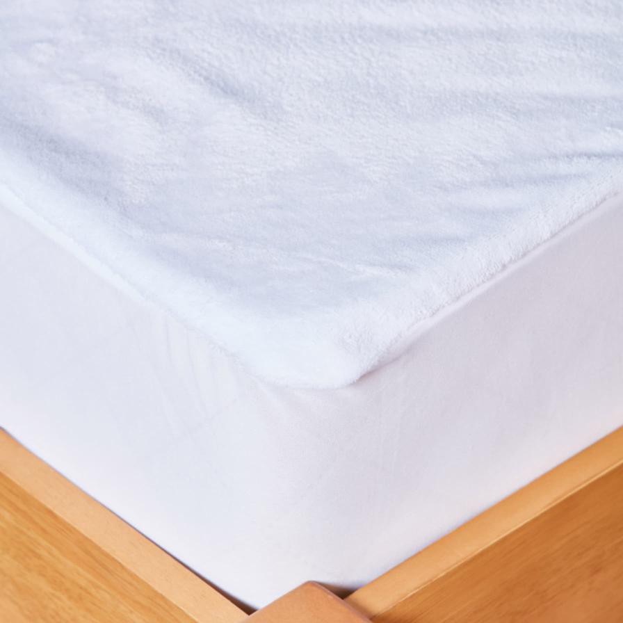 Living Space Polyester Waterproof Mattress Protector, MP200 (200 x 200 cm)