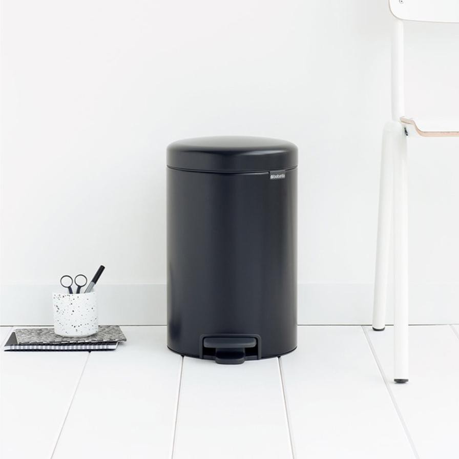 Brabantia NewIcon Pedal Bin (12 L, Matt Black)