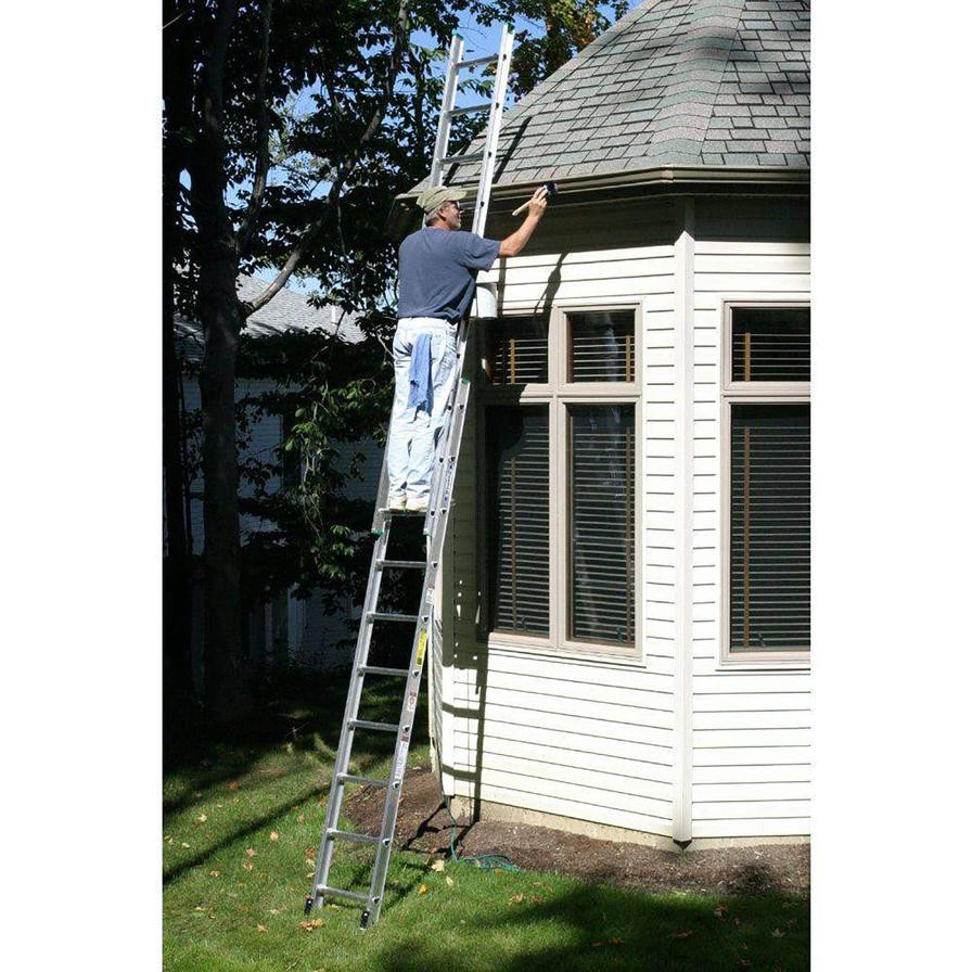 Werner D-Rung 11-Tier Extension Ladder (304 x 12.7 x 40.6 cm)