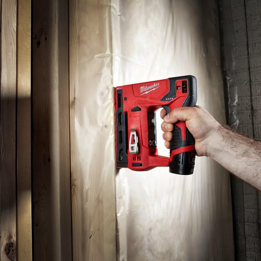 Milwaukee Cordless Stapler