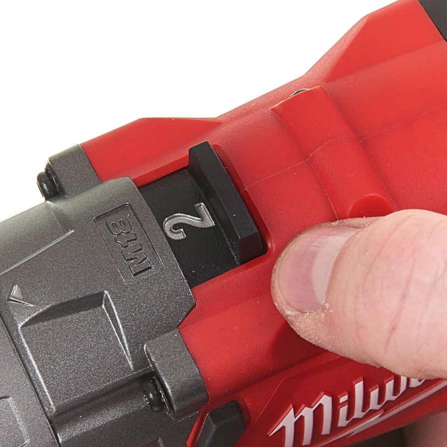 Milwaukee Fuel Cordless Brushless Percussion Drill Driver (18 V)