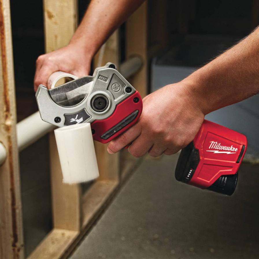 Milwaukee PEX Pipe Cutter (12 V)