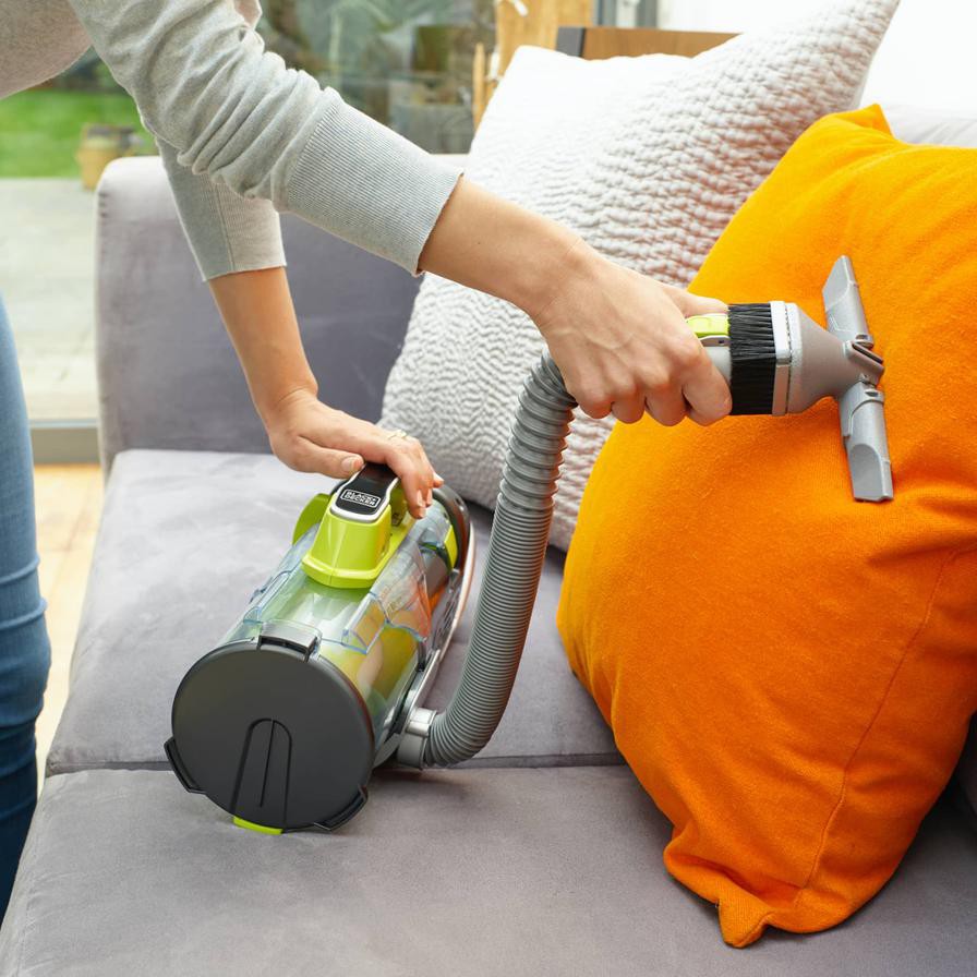 Black+Decker Cordless 2-in-1 MULTIPOWER Allergy Vacuum Cleaner, CUA525BHA (18 V, 1 L)