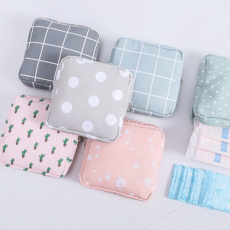 Women Portable Sanitary Napkin Storage Bag Cotton Travel Makeup Bag Printed Literary Zipper Purse Sundries Cosmetic Organizer