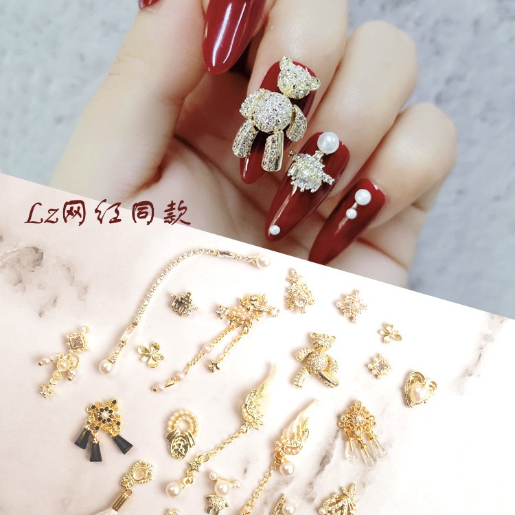 Net Red Hot Nail Bear Accessories Manicure Bear Zircon Jewelry Mechanical Bear Activity G0513 Nail Art Decor