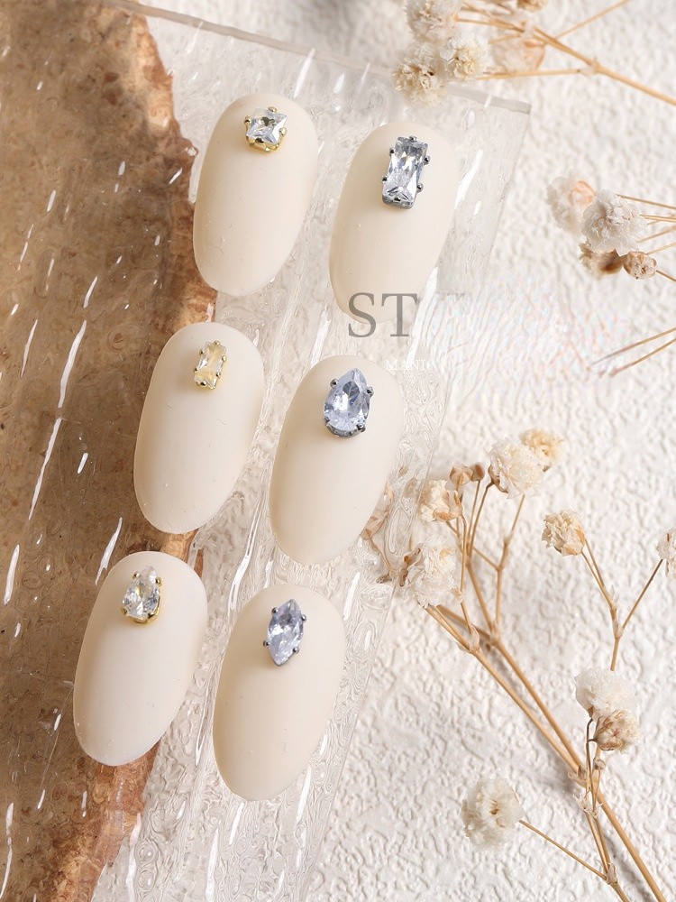 Nail Art Zircon Claw Diamond Jewelry Boxed Super Flash Rhinestone Water Drops Square Metal Golden Phototherapy Decoration Mix