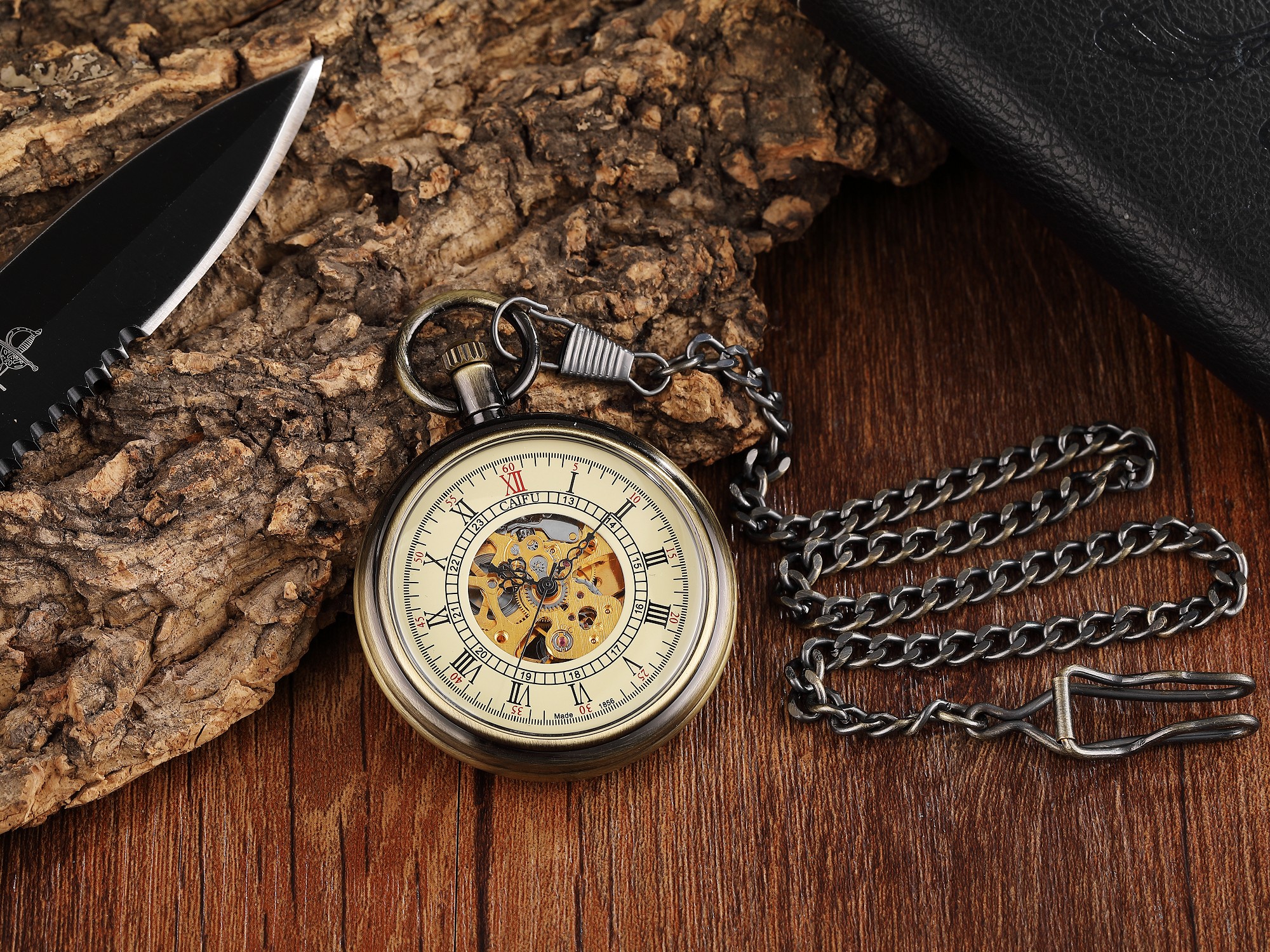 Gold Retro Hand Wind Mechanical Luxury Steampunk Pocket Watch Hollow Watches Roman Numerals Clock With Fob Chain Reloj Hombre