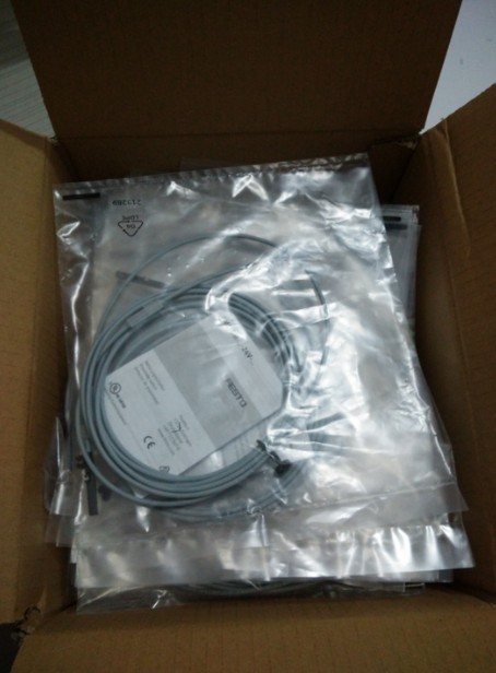 1pc New Proximity Switch SMT-10M-PS-24V-E-2, 5-L-OE