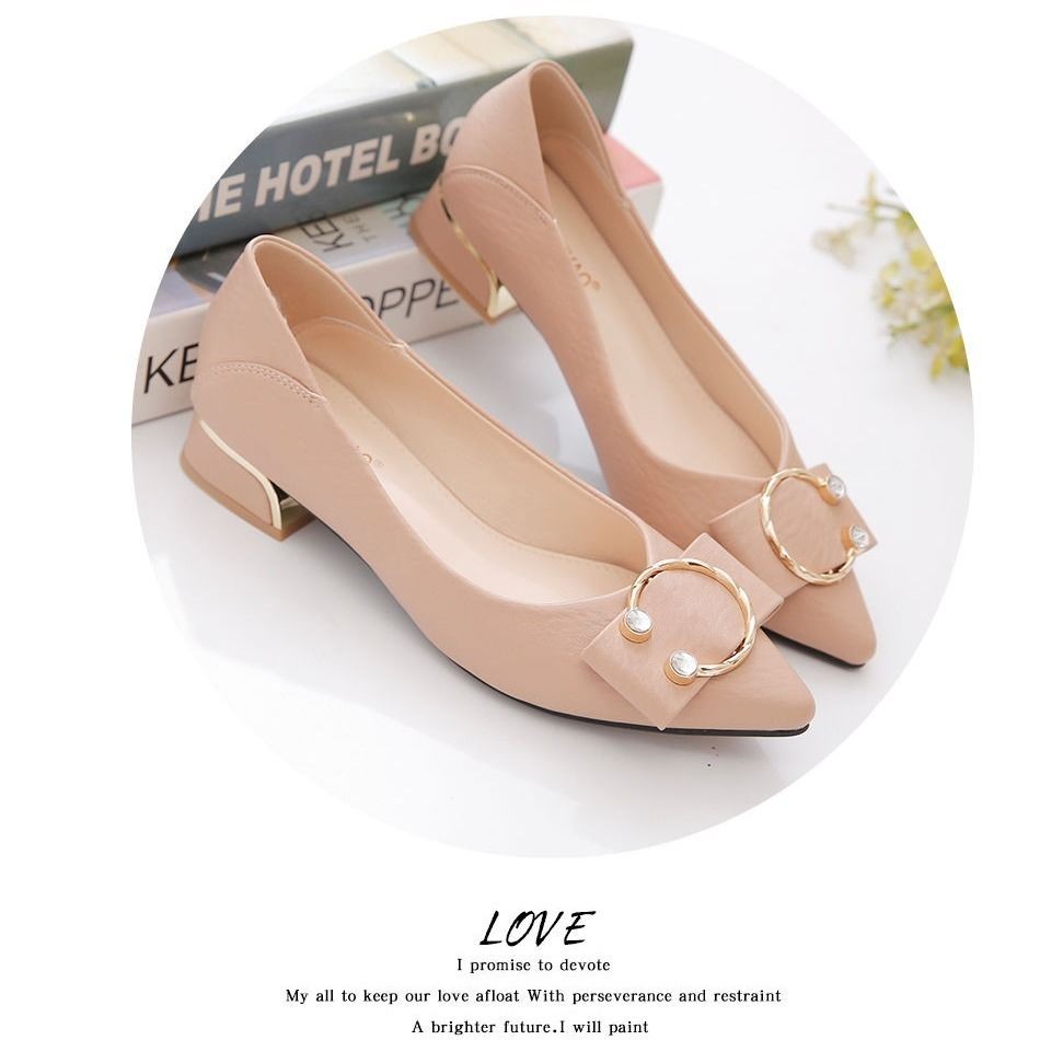 2022 new women's single shoes real soft leather spring and autumn mid heel shallow mouth pointy soft leather mother shoes