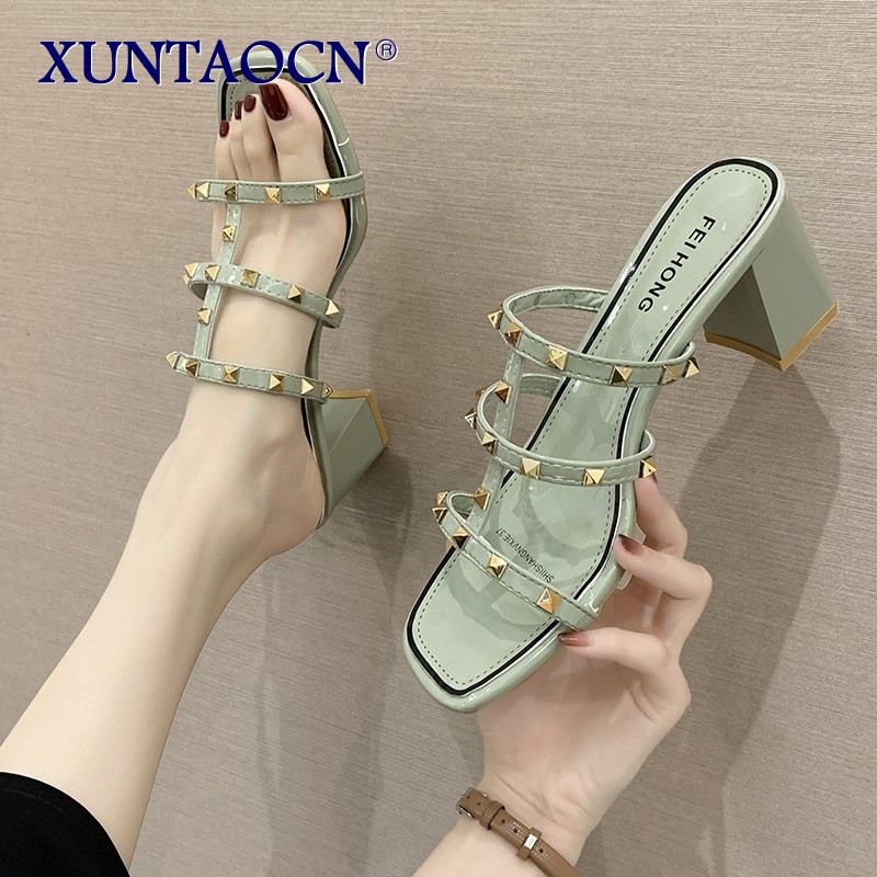 Summer 2021 New Slippers Women Rivet Sandals Women Square Toe Slippers Open Toe Shoes Fashion Shoes For Women Sexy High Heels