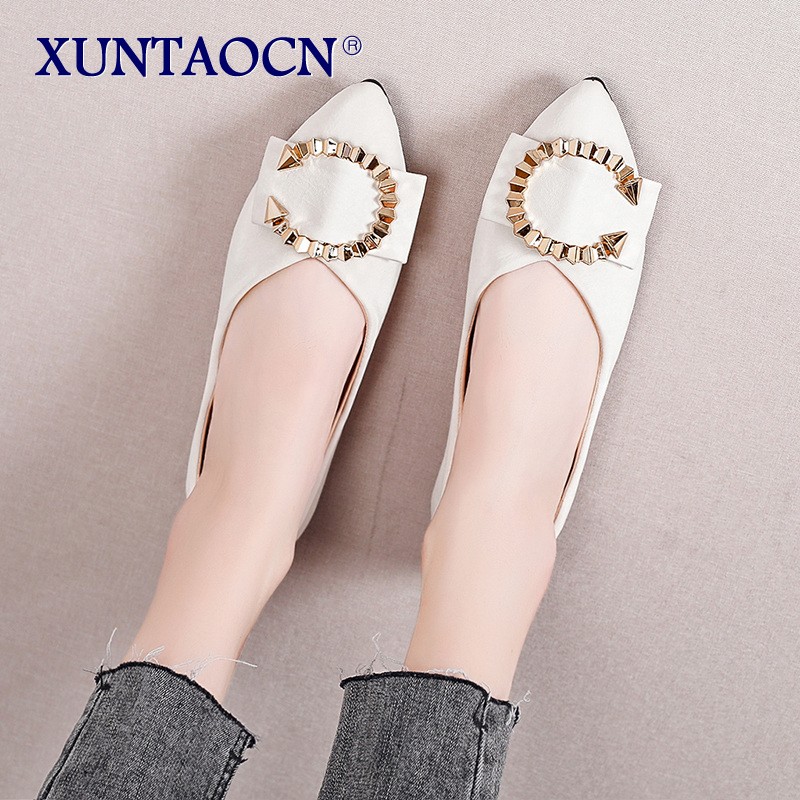 2022 Women's shoes fashion comfortable daily casual trend solid color PU pointed toe golden ring shallow mouth flat shoes