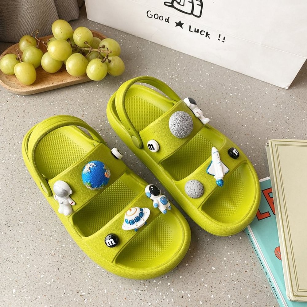 Cartoon Cute Cloud Slippers Women Leisure Home Non-slip Flip Flops Breathable Beach Jelly Shoes Fashion Lady Thick Bottom Slides