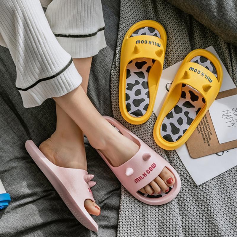 Summer Cartoon Slippers Women Bathroom Bath Non-slip Home Household Slippers Couple Men Indoor Beach Sandals Cute Ladies Shoes