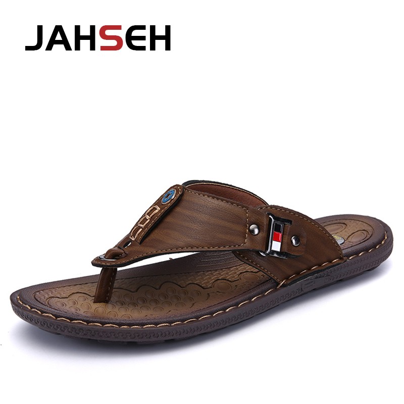 New Slippers Summer Flip Flops for Men Beach Slippers Leather Sandals Comfortable Shoes Non-slip Bathroom Shoes Men Slides