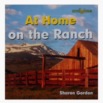 On The Ranch (Bookworms At Home) Paperback Book