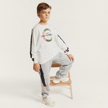 Juniors Graphic Print Pullover with Long Sleeves