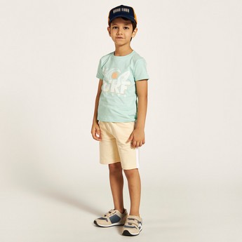 Juniors Solid Mid-Rise Shorts with Drawstring Closure and Pockets