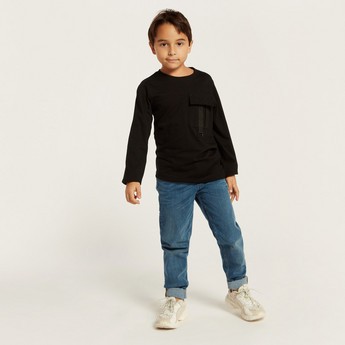 Juniors Solid T-shirt with Long Sleeves and Pocket Detail