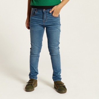 Juniors Solid Denim Jeans with Button Closure and Pockets