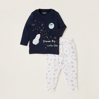 Juniors Graphic Print T-shirt and All-Over Printed Pyjama Set