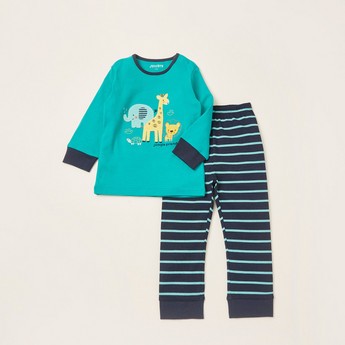 Juniors Graphic Print T-shirt with Pyjama Set