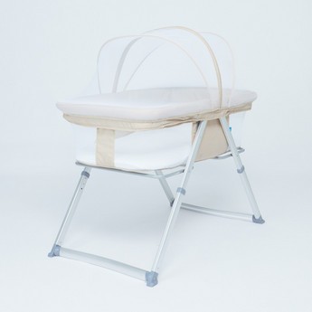 Juniors Drew Foldable Baby Bassinet