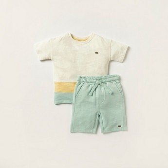 Eligo Colourblock Crew Neck T-shirt and Shorts Set