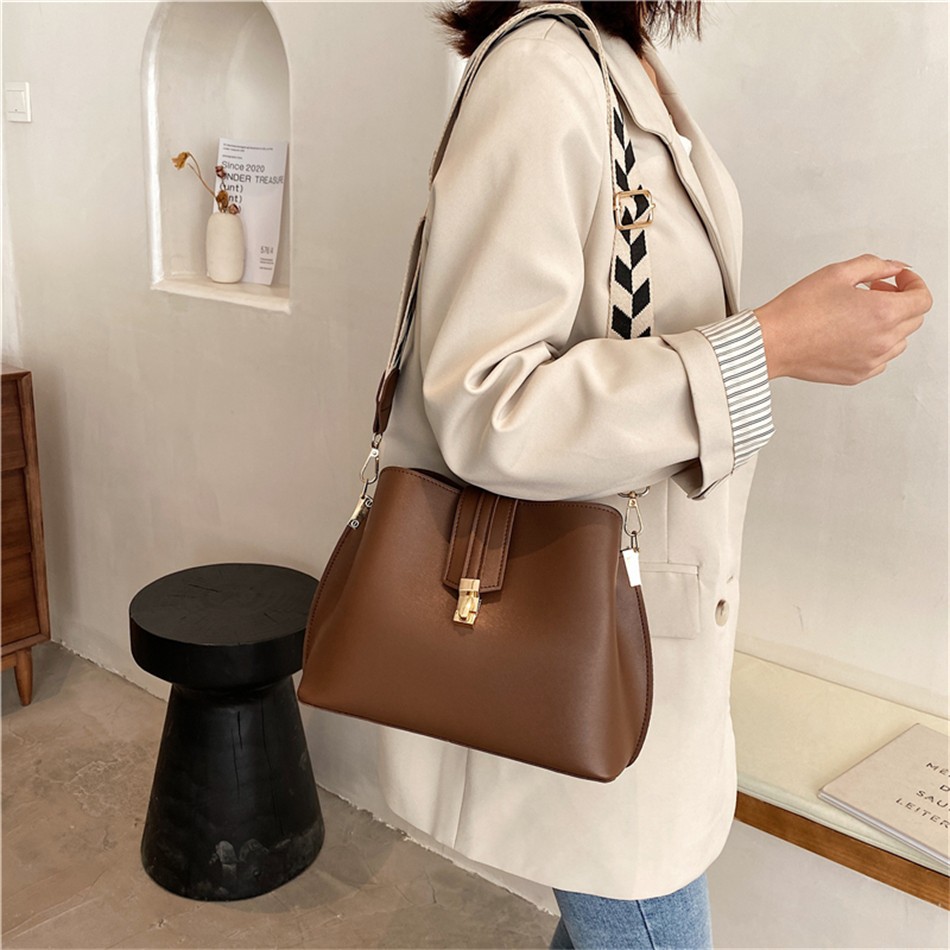 Simple small pu leather bucket crossbody bags for women 2022 new designer lady fashion luxury branded shoulder bag purses