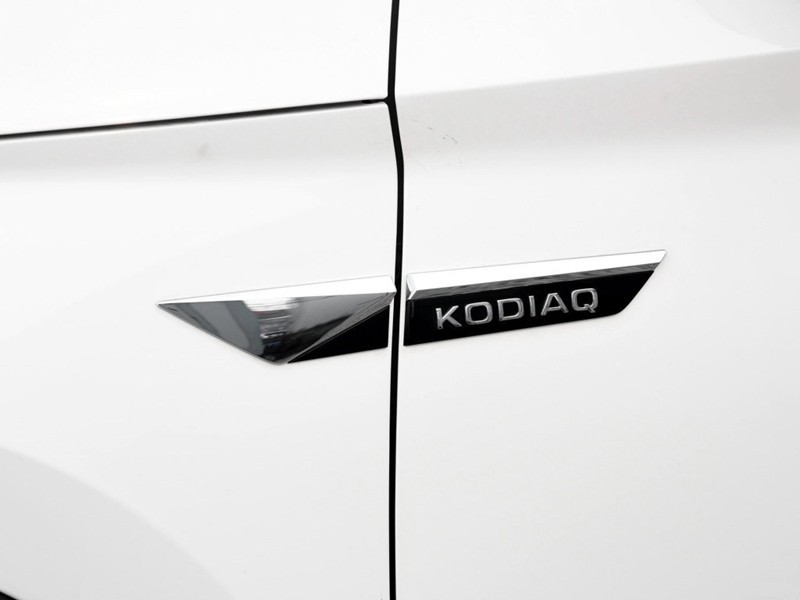 For 2017 2018 Skoda Kodiaq Original Side Wing Fender Door Emblem Badge Sticker Trim