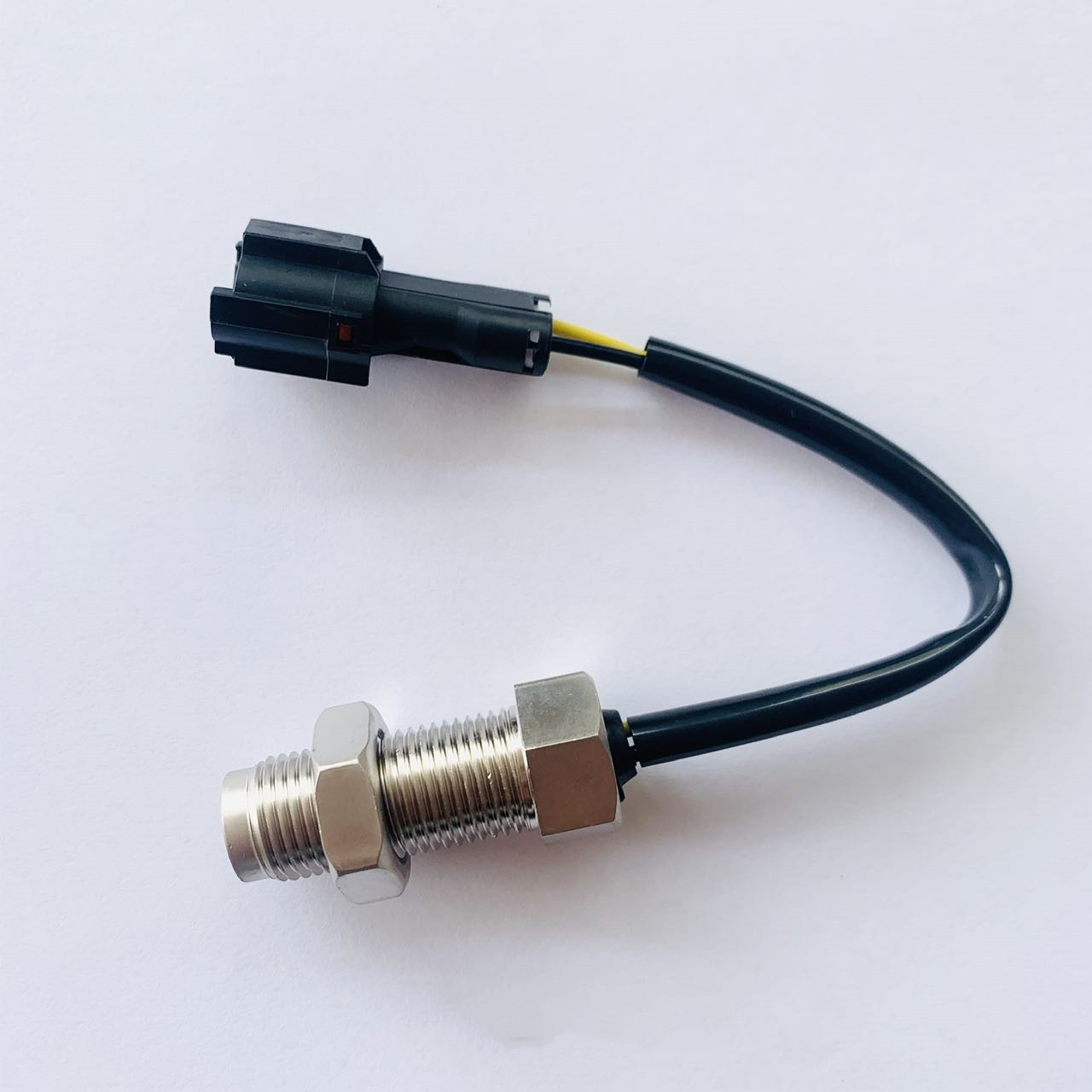 Mitsubishi 6D34T Engine MC849577 RPM Speed ​​Sensor For Kobelco SK200-6 SK200-6E Excavator Parts