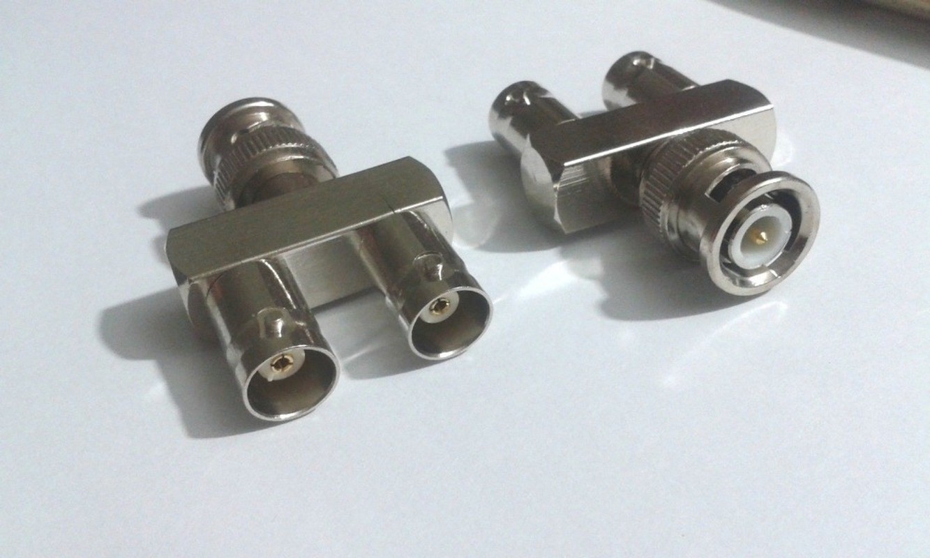 BNC Male to 2 Double BNC Female Y Grain Adapter