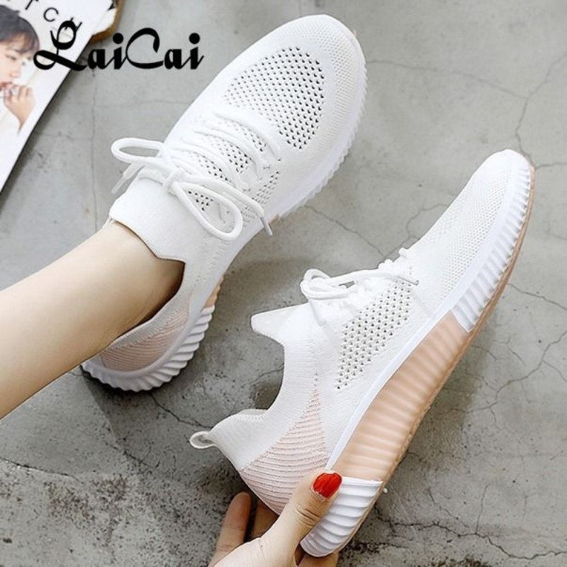 Women's shoes 2021 spring new white breathable sports mesh versatile summer hollow walking flying woven non-slip ladies sneakers