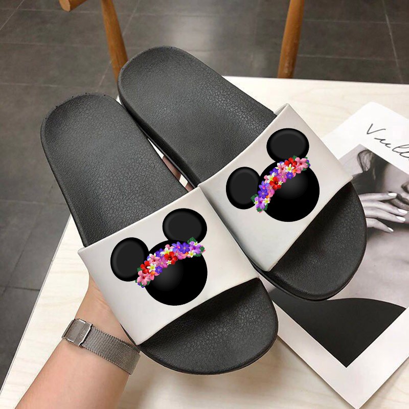 Women Cartoon Slippers Summer Indoor Slippers Cute Animal Beach Flip Flops Bathroom Home Slippers Non-slip Bathroom Home Slides