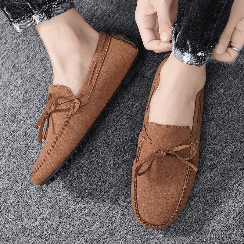 Men Loafers Suede Leather Moccasins Classic Casual Shoes Slip On Walking Shoes Comfortable Non-slip Driving Shoes Men's Shoe