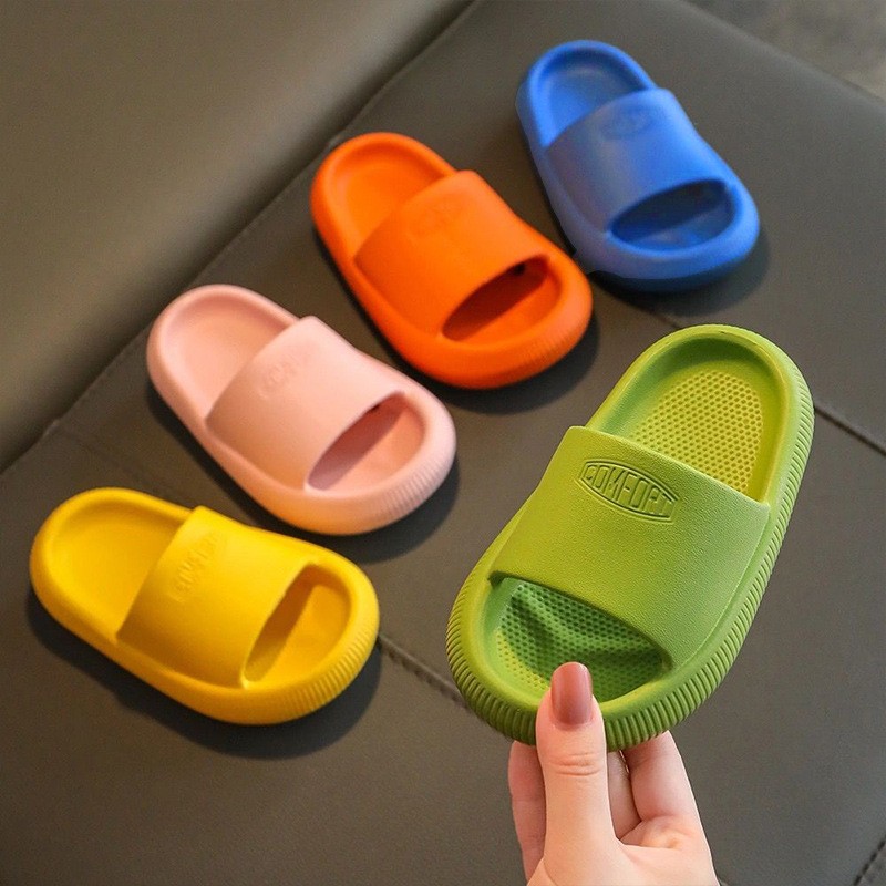 Beach Slippers Children Girls Home Shoes Summer Flip Flops Thick EVA Soft Cushion Slides Outdoor Slippers Zapatillas chausiras