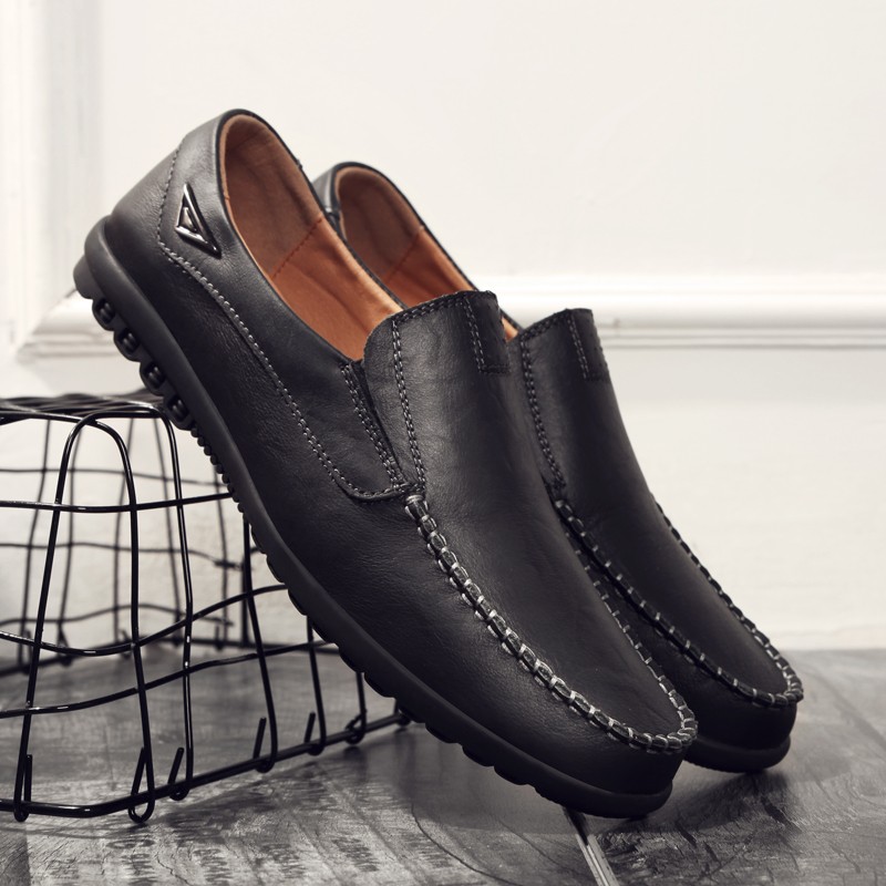 Genuine Leather Men Casual Shoes Brand 2020 Italian Men Shoes Moccasins Breathable Slip On Black Driving Shoes Plus Size 37-47