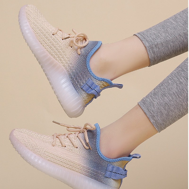 Summer trendy women's coconut daddy casual shoes gradient fly knit shoes women casual breathable running shoes