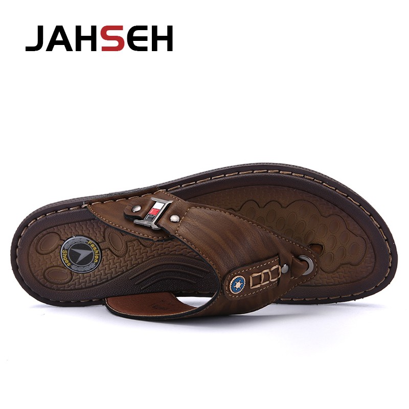 New Slippers Summer Flip Flops for Men Beach Slippers Leather Sandals Comfortable Shoes Non-slip Bathroom Shoes Men Slides