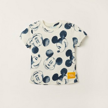 Mickey Mouse Print Crew Neck T-shirt and Shorts Set