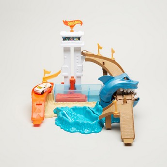 Hot Wheels Color Shifters Sharkport Showdown Playset