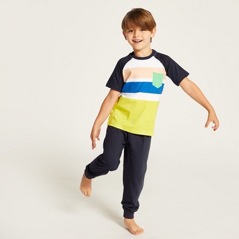 Juniors Printed Crew Neck T-shirt and Pyjama - Set of 2